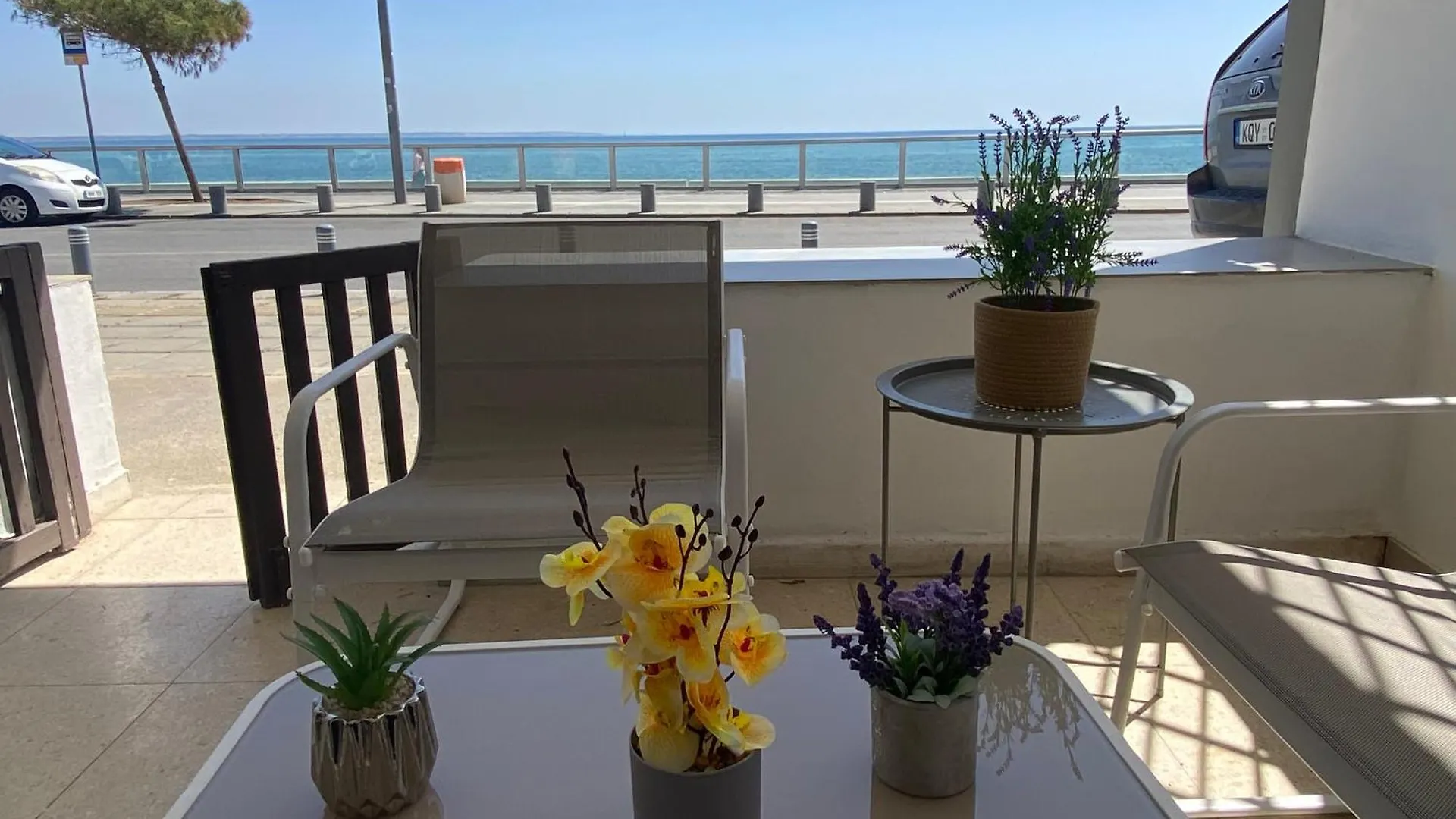 Mackenzie By The Sea Apartment Larnaca