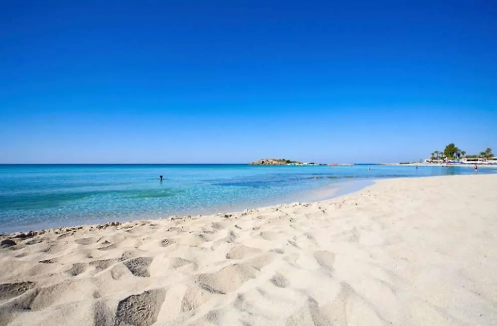 Mackenzie By The Sea Apartment Larnaca 0*,