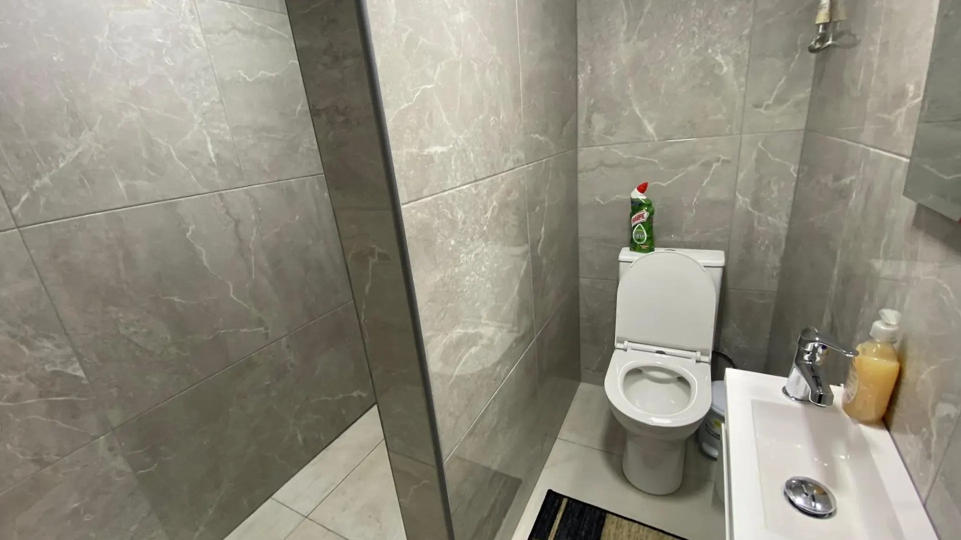Mackenzie By The Sea Apartment Larnaca